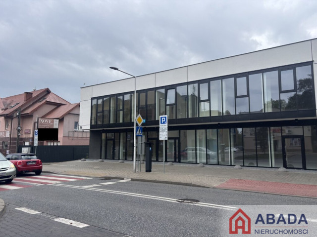 LOKAL PARTER | PRYWANY PARKING | 2X WEJŚCIA