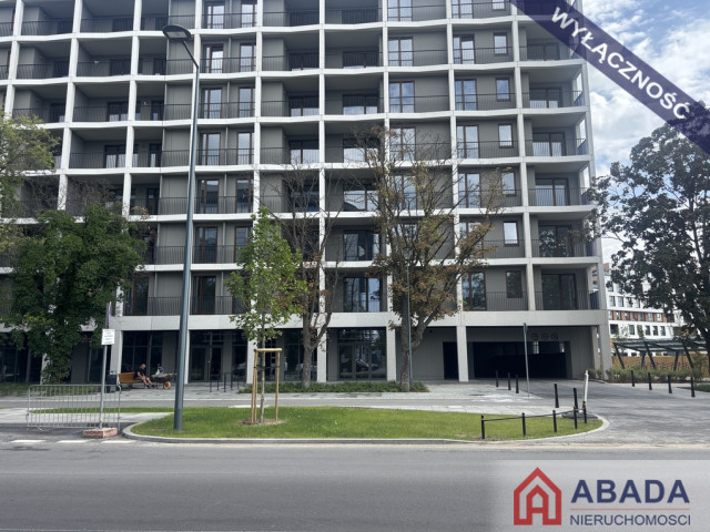 nowy lokal w budynku premium, duże witryny parking